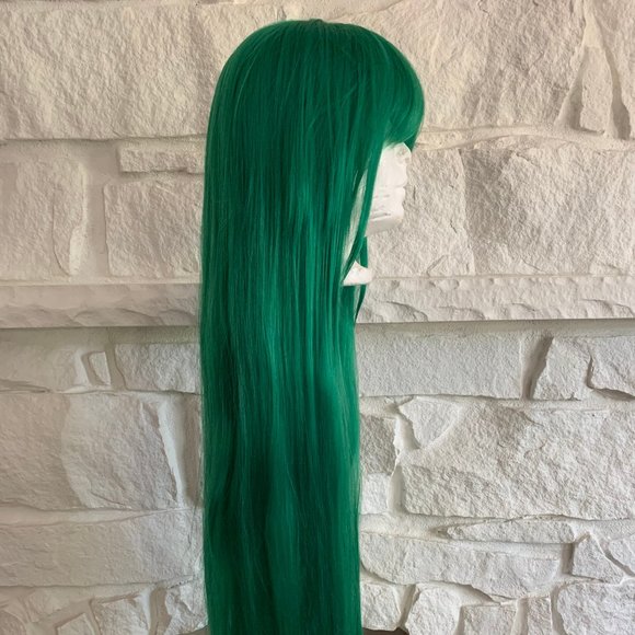Long Green Wig - Picture 2 of 7
